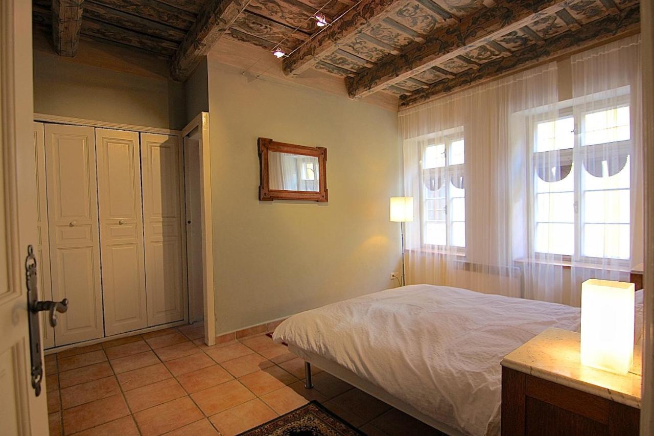 Historical Apartment With Balcony Prague Exterior photo
